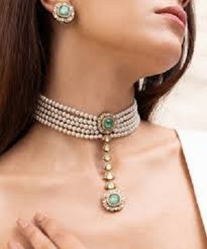 Kundan Choker